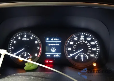 2020 Hyundai Tucson Value z USA, uszkodzony, nr VIN KM8J3CA40LU163884